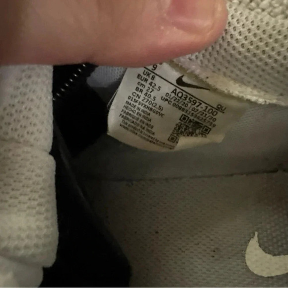 Blazer Low LE 'Triple White'  AQ3597-100 Men Size 9 - Picture 7 of 7